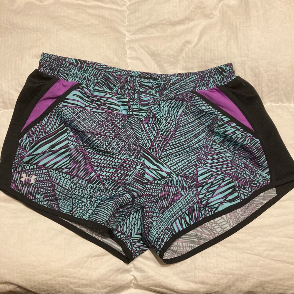 Under Armour, shorts, size S.